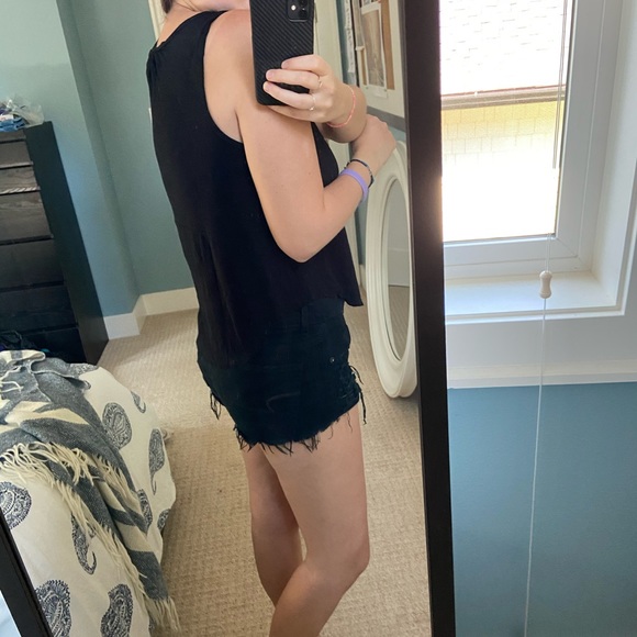 Lush Tank Top - Picture 2 of 2